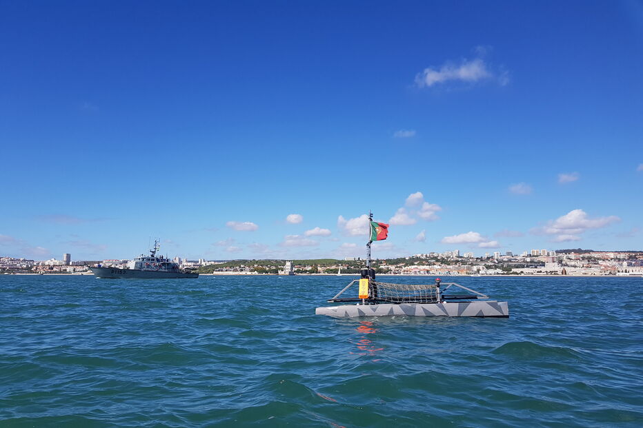 Marinha Portuguesa constrói drone marítimo alimentado a energia solar