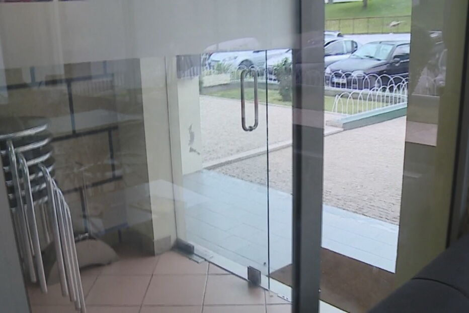 assalto a associação desportiva 