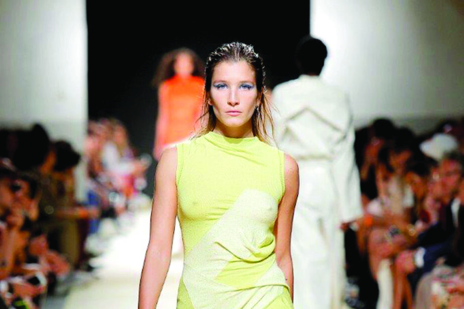 Conjunto amarelo total