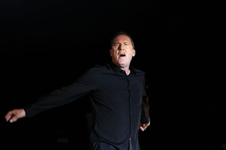 Mestres da pop eletrónica, Orchestral Manoeuvres in the Dark, deram lição de mestria numa Aula Magna praticamente esgotada.