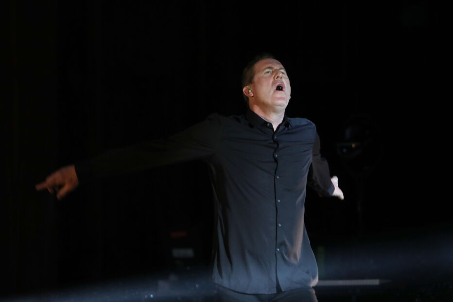 Mestres da pop eletrónica, Orchestral Manoeuvres in the Dark, deram lição de mestria numa Aula Magna praticamente esgotada.