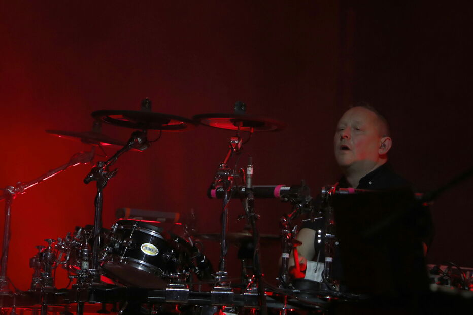 Mestres da pop eletrónica, Orchestral Manoeuvres in the Dark, deram lição de mestria numa Aula Magna praticamente esgotada.