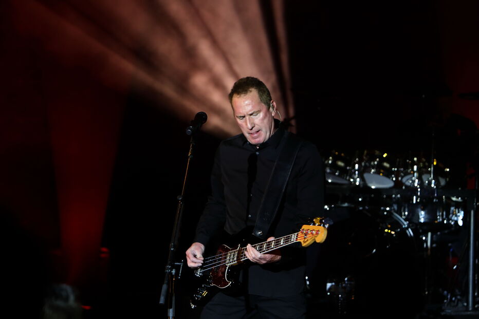 Mestres da pop eletrónica, Orchestral Manoeuvres in the Dark, deram lição de mestria numa Aula Magna praticamente esgotada.