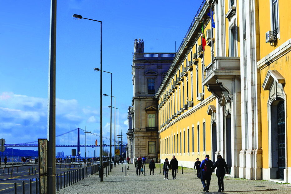 Estimativa do Ministério das Finanças para o crescimento da economia é alvo de alerta do Conselho de Finanças Públicas, por assentar num cenário visto como “pouco prudente” 