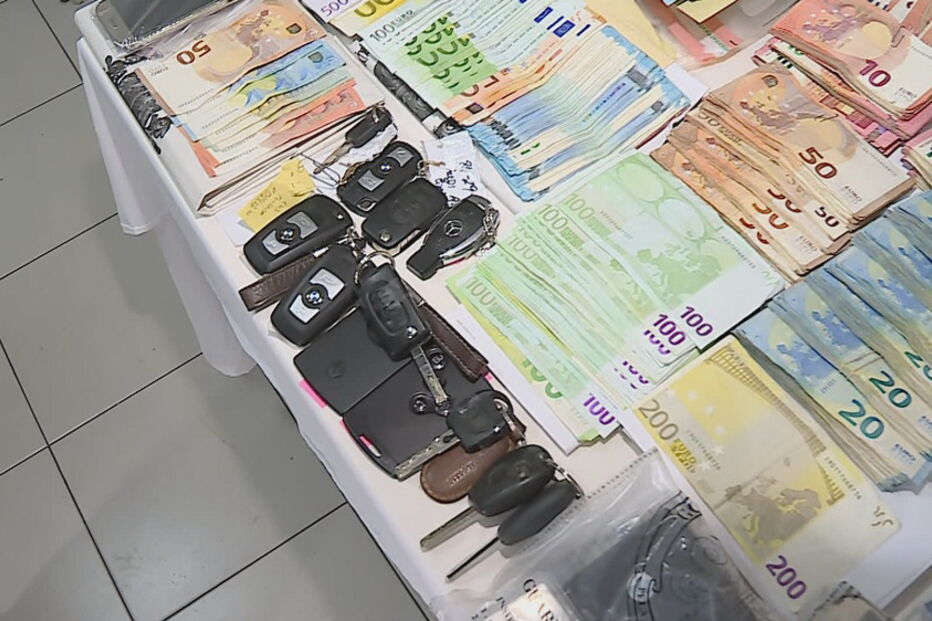 Onze detidos por tráfico de droga em três concelhos do Porto