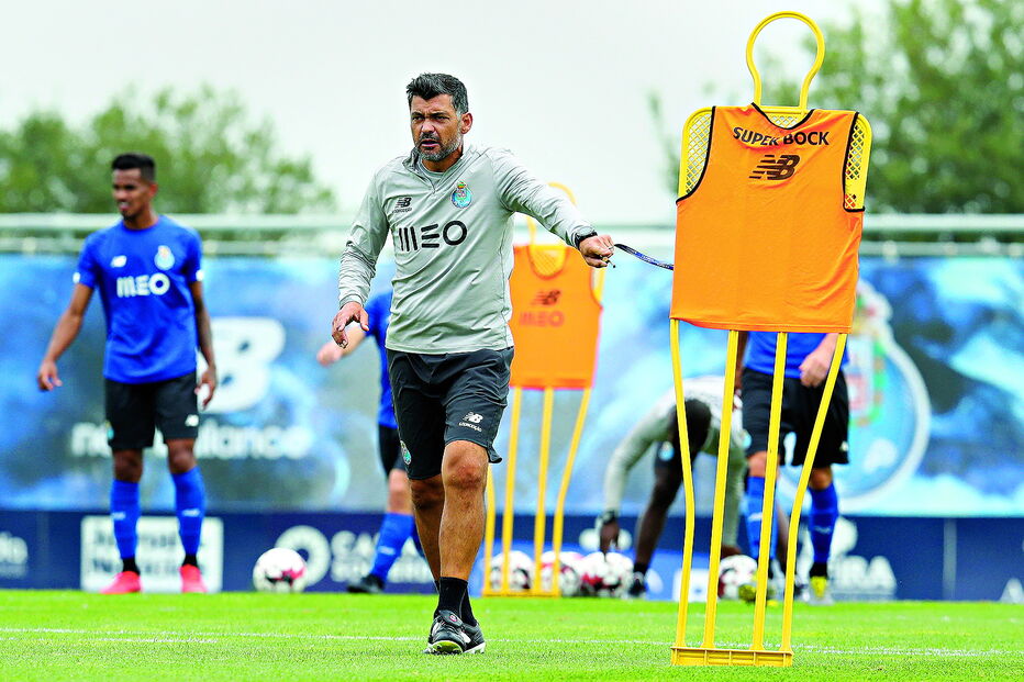 Sérgio Conceição deve dar a titularidade a alguns jovens do FC Porto diante do Coimbrões, para a Taça de Portugal  