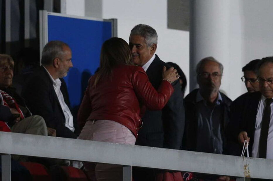 Dolores Aveiro nas bancadas a assistir ao Cova da Piedade - Benfica