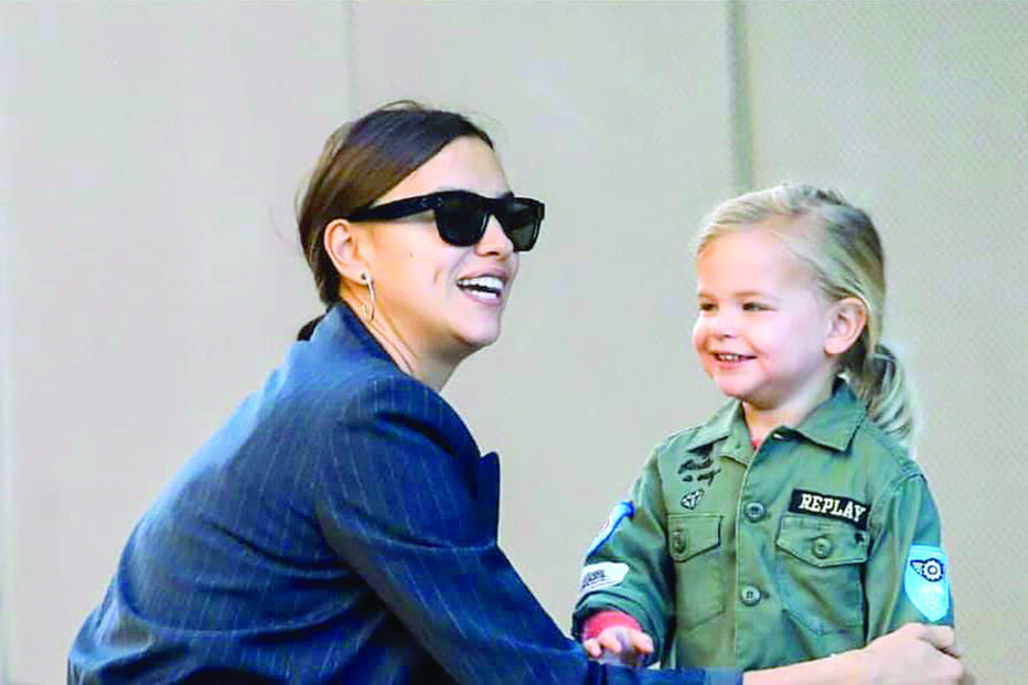 Irina Shayk é muito cúmplice com a filha em comum com Bradley Cooper 