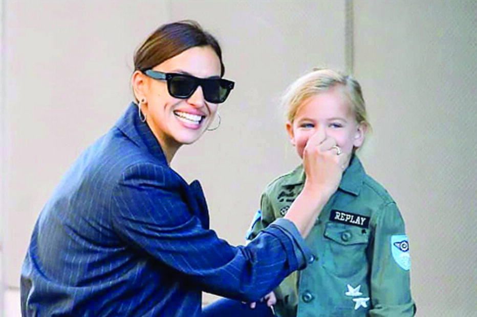 Irina Shayk é muito cúmplice com a filha em comum com Bradley Cooper 