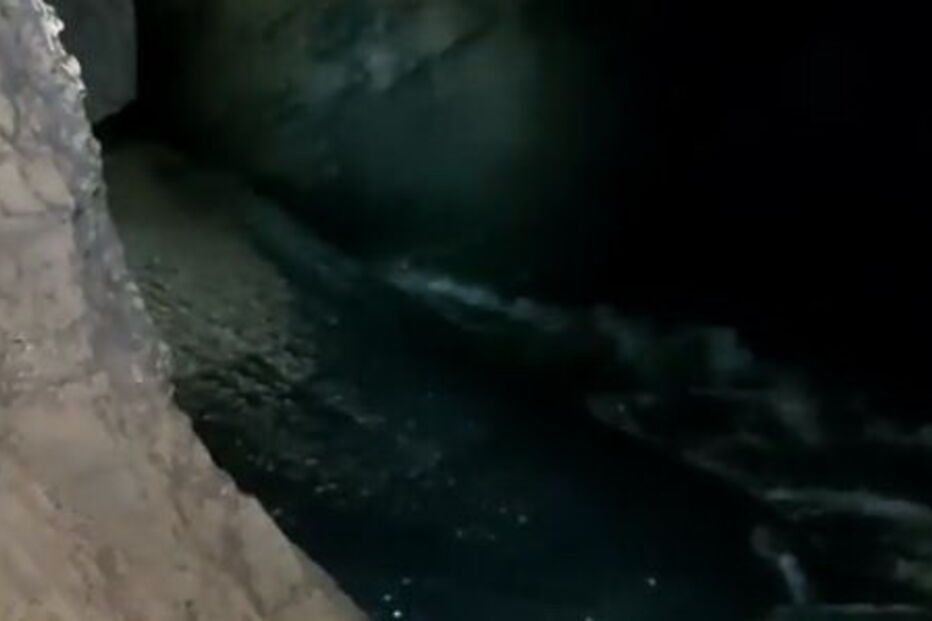 Gruta Cueva-Coventosa