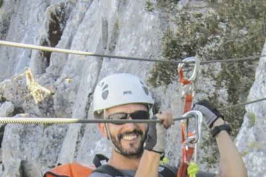 Carlos Mendes, de 37 anos