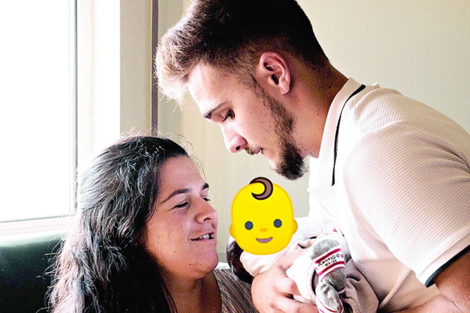 Marlene e David com o filho. 'Bebé sem rosto' completou duas semanas
