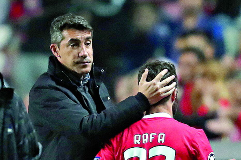 Lage conforta o lesionado Rafa