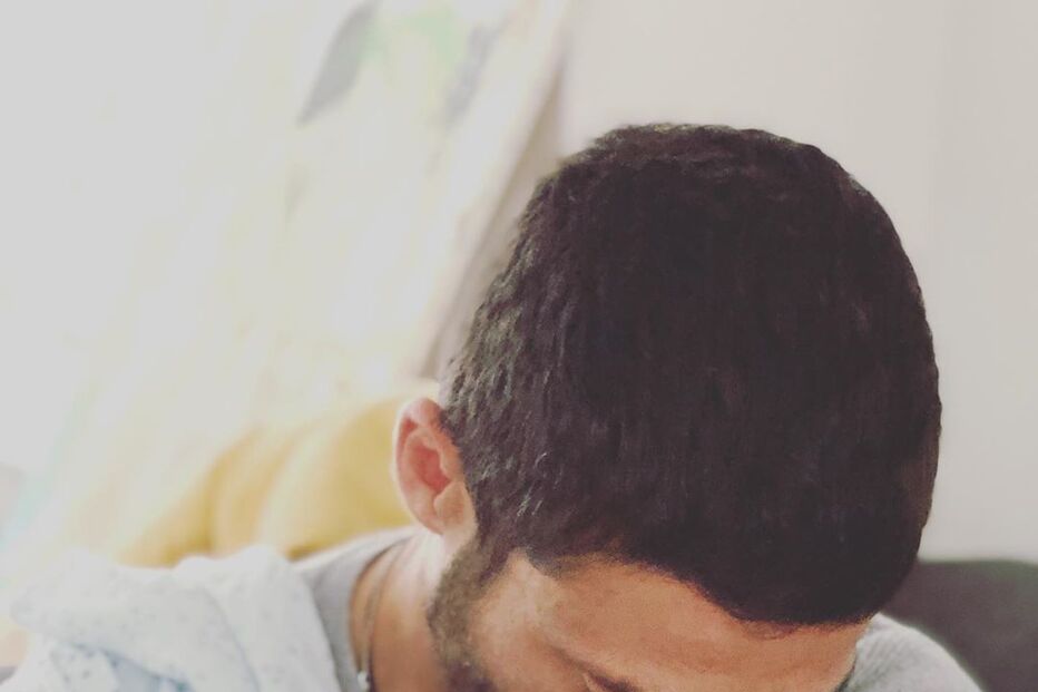 O ator e o bebé Oliver 