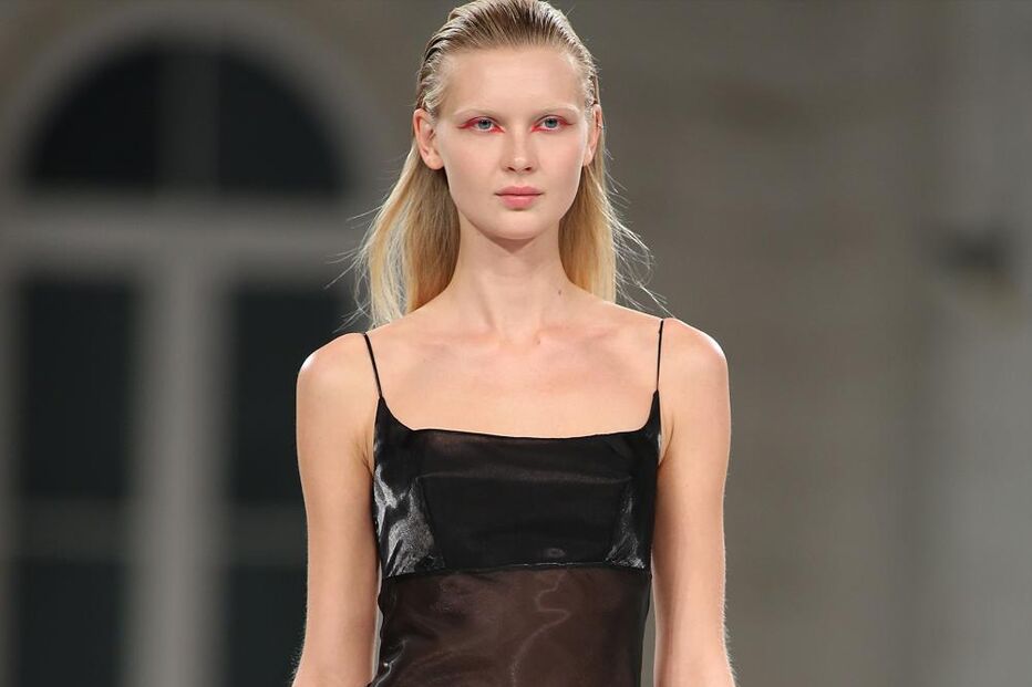 Irreverência marca estreia de Nicolas Lecourt Mansion no Portugal Fashion