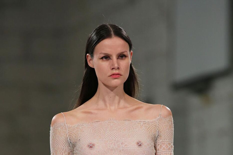 Irreverência marca estreia de Nicolas Lecourt Mansion no Portugal Fashion