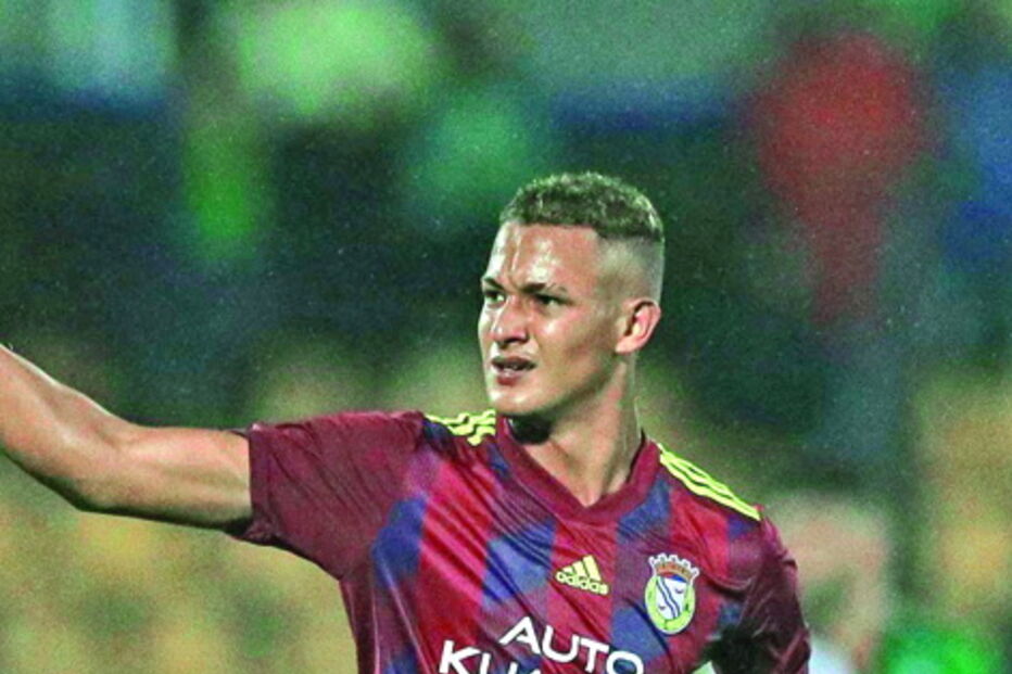 Luan jogou na vitória (2-0) do Alverca dinate do Sporting na Taça 