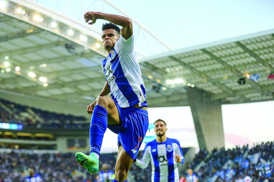 Luis Díaz fez o golo do empate (1-1) do FC Porto com o Rangers na Liga Europa