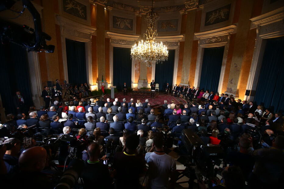 Presidente da República dá posse ao maior Governo desde 1976
