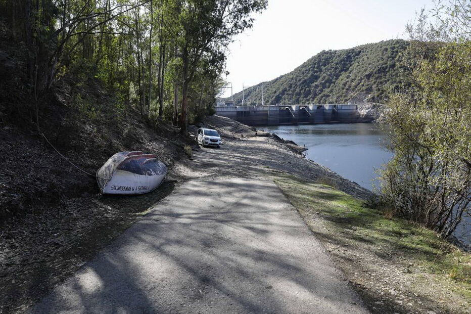 Nas margens do Tejo contam-se prejuízos e pede-se ação para salvar o rio