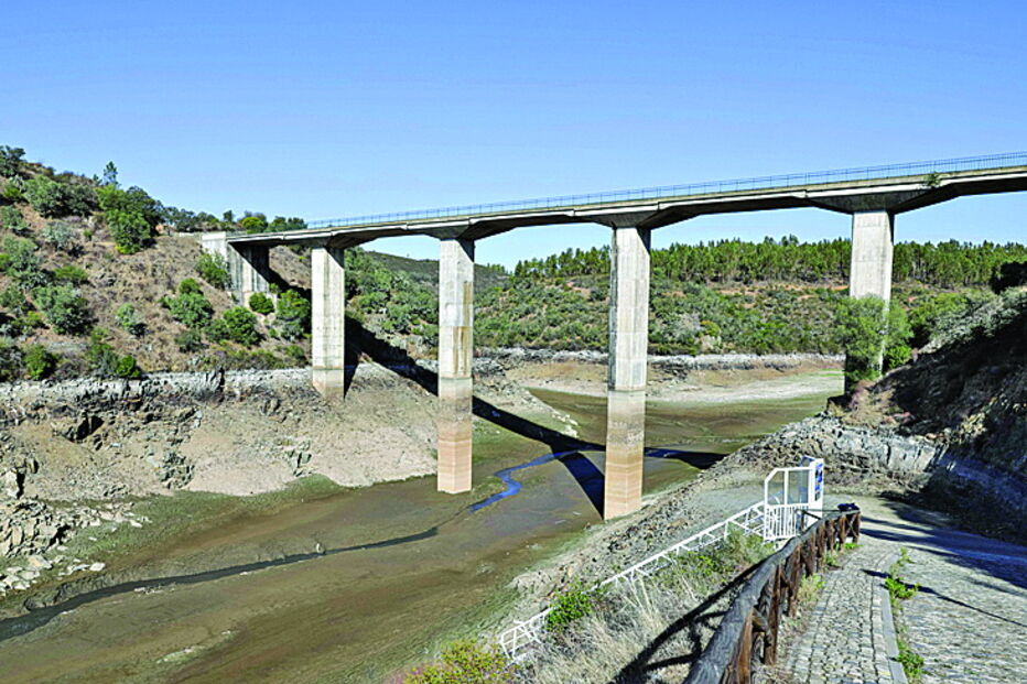 Espanha deixa rio Tejo a seco e causa desastre na Beira Baixa