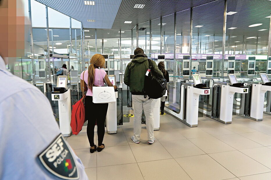 Foram inspetores do SEF que se aperceberam de algo estranho. Mulher viajava para Casablanca com escala em Lisboa