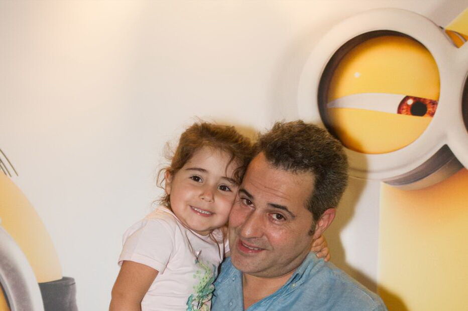 Ator Vítor Emanuel com a filha