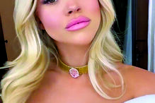 Sofia Richie divertiu-se como Bela Adormecida no Halloween 