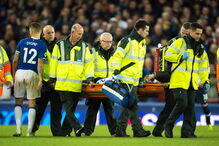 André Gomes sofre lesão arrepiante que deixa adversário a chorar em pleno relvado