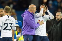 André Gomes sofre lesão arrepiante que deixa adversário a chorar em pleno relvado
