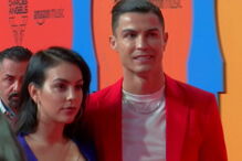 Cristiano Ronaldo desfila na 'Red Carpet' dos MTV Europe Music Awards 2019