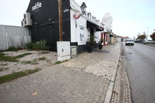 Homem baleado em zona de bares no Seixal