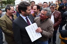 Manifestação de apoio aos bombeiros agredidos em Borba junta mais de 300 pessoas