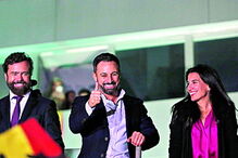 Santiago Abascal festeja 