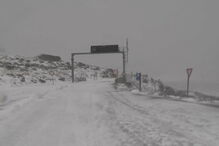 2019-11-14_12_19_33 Manto de neve corta estradas na Serra da Estrela.jpg