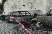 Incêndio em garagem destrói 250 mil euros em carros 