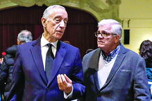 Marcelo Rebelo de Sousa tentou várias vezes condecorar o cantor 