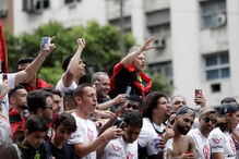 Rio de Janeiro pára para festejar Flamengo de Jesus	