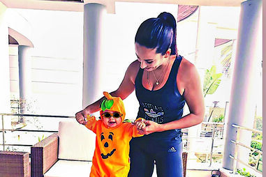 Rita Pereira com o pequeno Lonô 