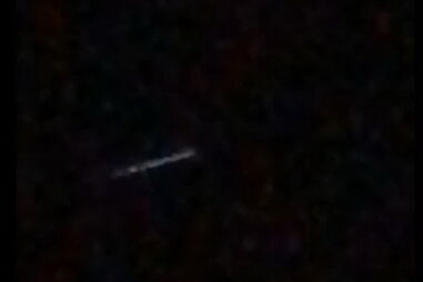 "Está um ovni a passar aqui": Portugueses avistam luzes estranhas no céu de Lisboa