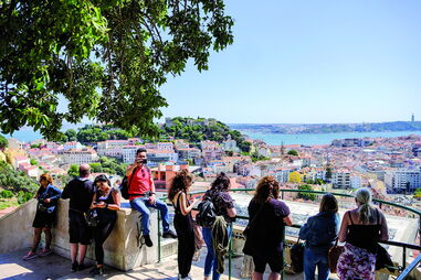 Turismo estima receber 34 milhões de hóspedes e 7 mil milhões de euros em proveitos em 2026