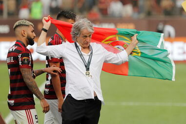 Jorge Jesus festeja vitória