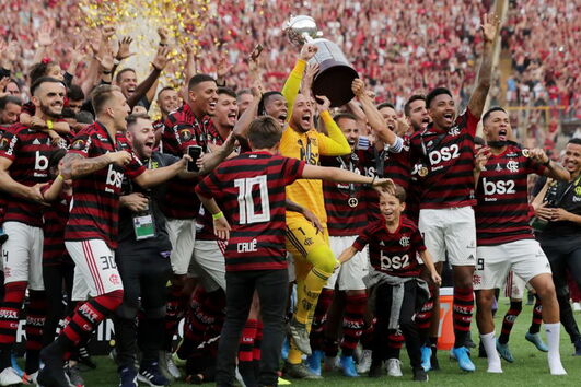 Flamengo celebra vitória da Taça dos Libertadores