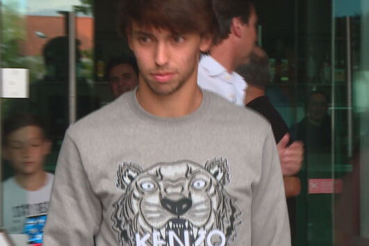 João Félix conquista prémio Golden Boy