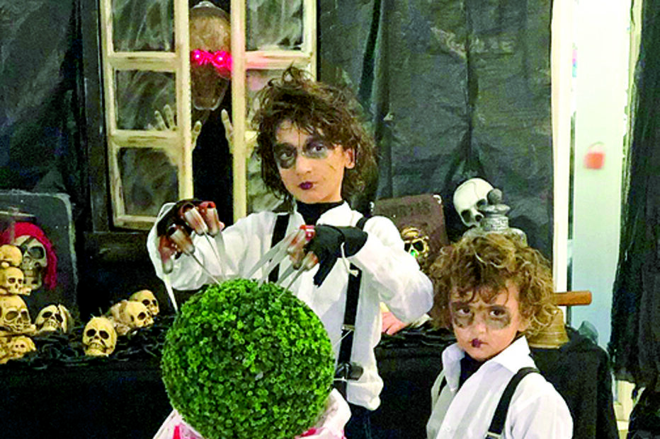 Os filhos de Vanessa Rebelo interpretaram Eduardo Mãos de Tesoura 