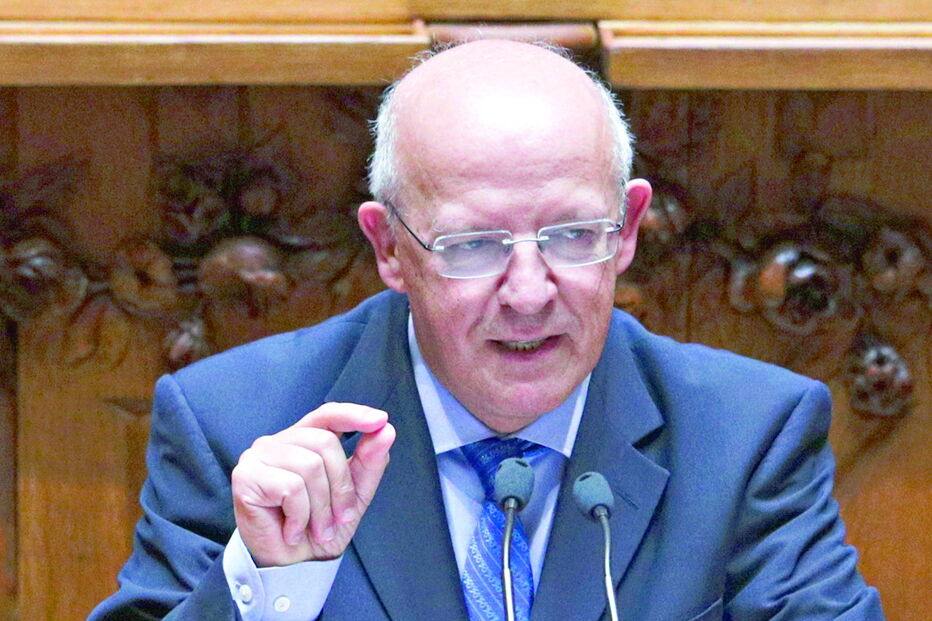 Augusto Santos Silva foi o ministro escolhido por Costa para encerrar o debate  