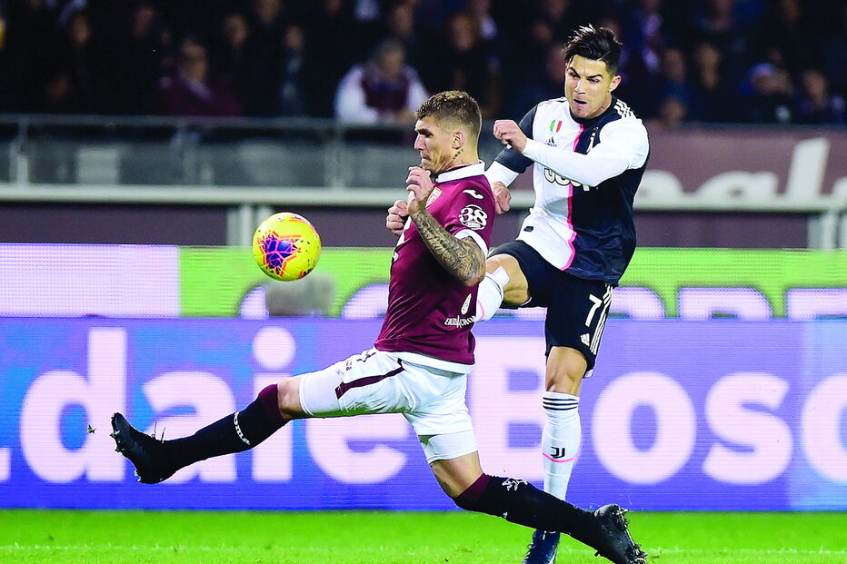 Cristiano Ronaldo nunca se resignou à desinspiração dos colegas, mas acabou por ficar mais um jogo em branco 