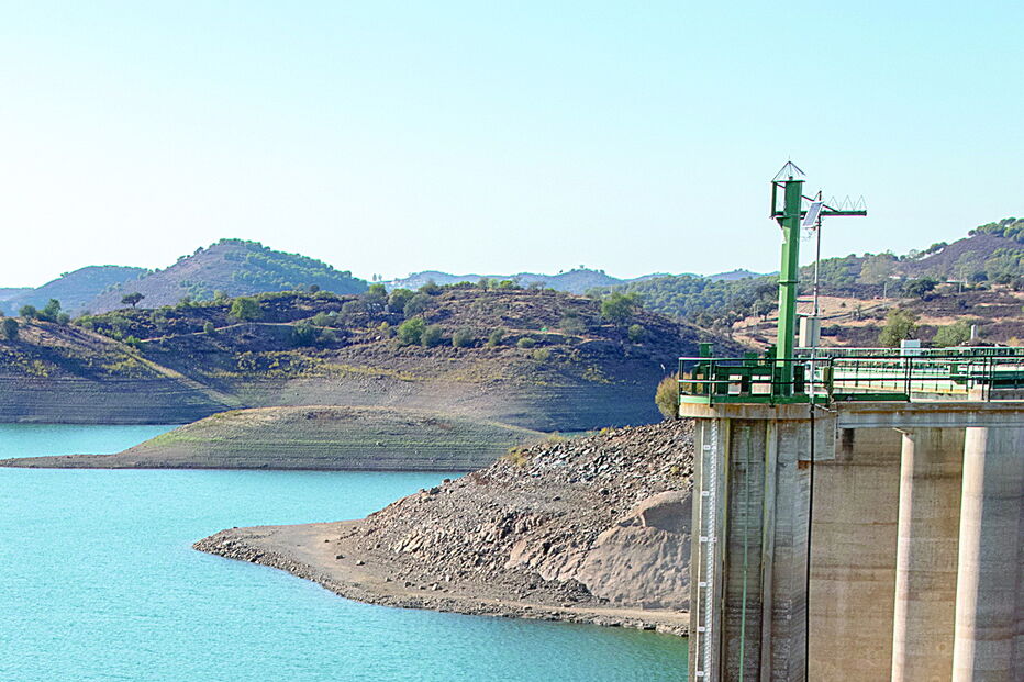 Barragem de Odeleite, na bacia hidrográfica do Guadiana