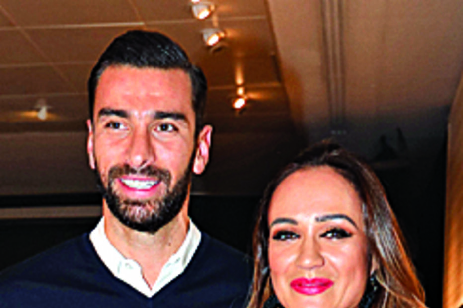 ui Patrício e Vera moram em Inglaterra 