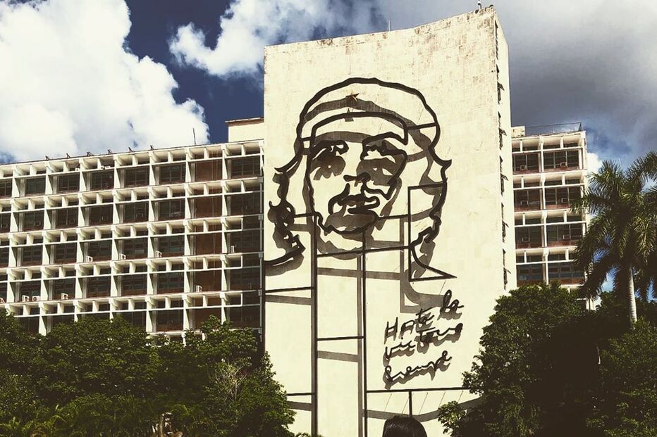 Carolina Fernandes em Cuba